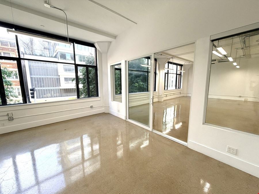 Creative Office! Low PPSF! AC, Kitch, Prvt Bath!