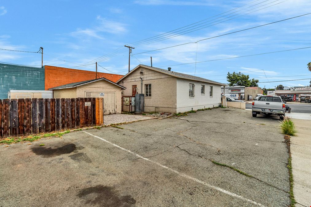 1258 Broadway