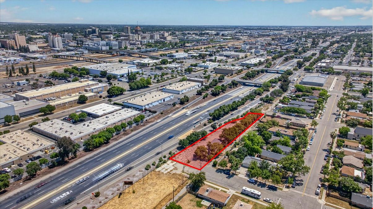 High Exposure Investor/ Owner User Opportunity in Fresno, CA