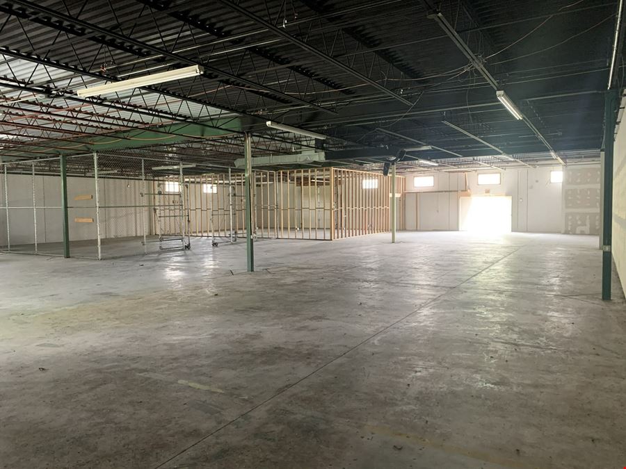 7500 sqft Warehouse/Storage