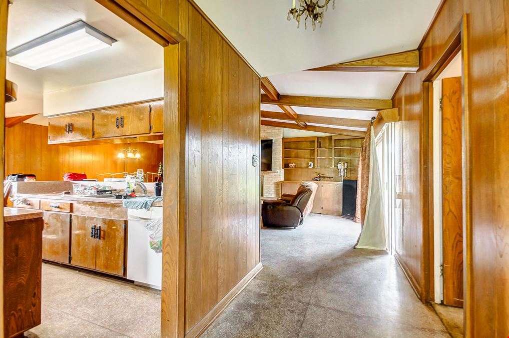 34823 FM 1301, West Columbia