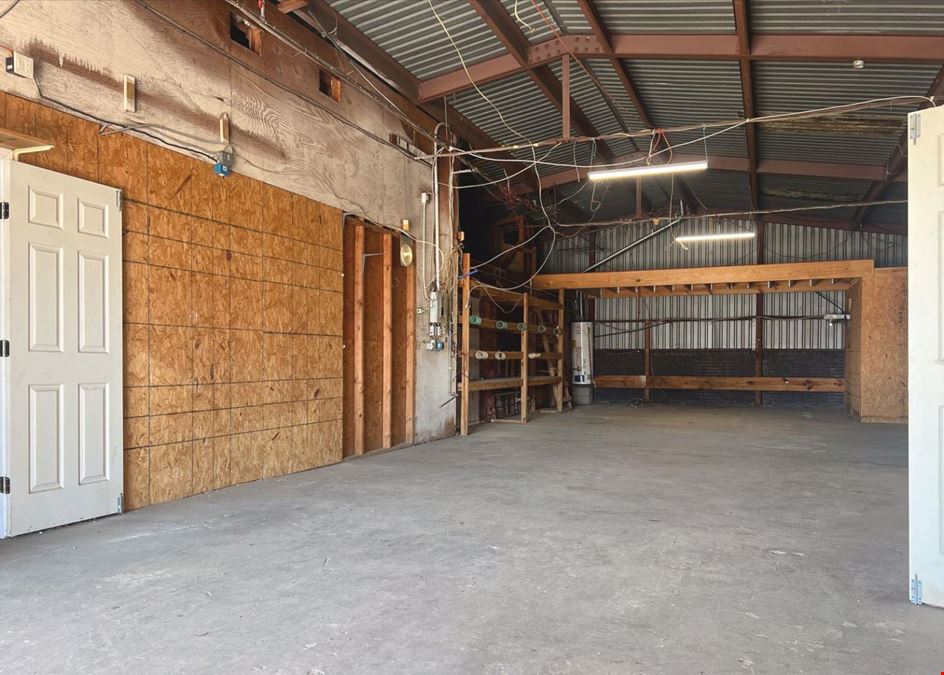Warehouse / Showroom / Office