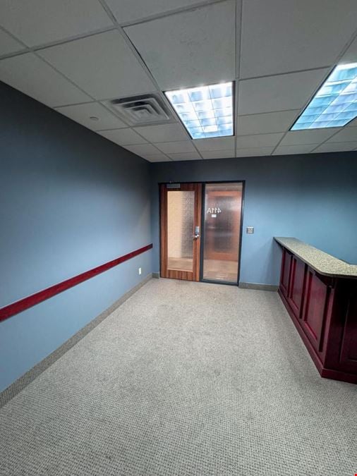 206 S Broadway - Multiple Spaces For Lease