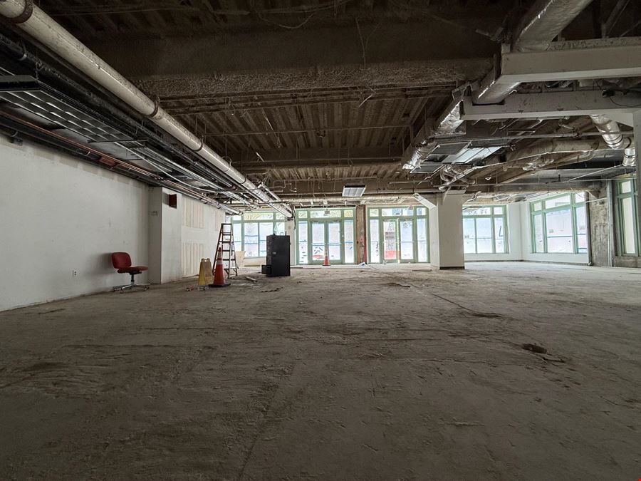 Prime Retail Space for Lease | Downtown Miami