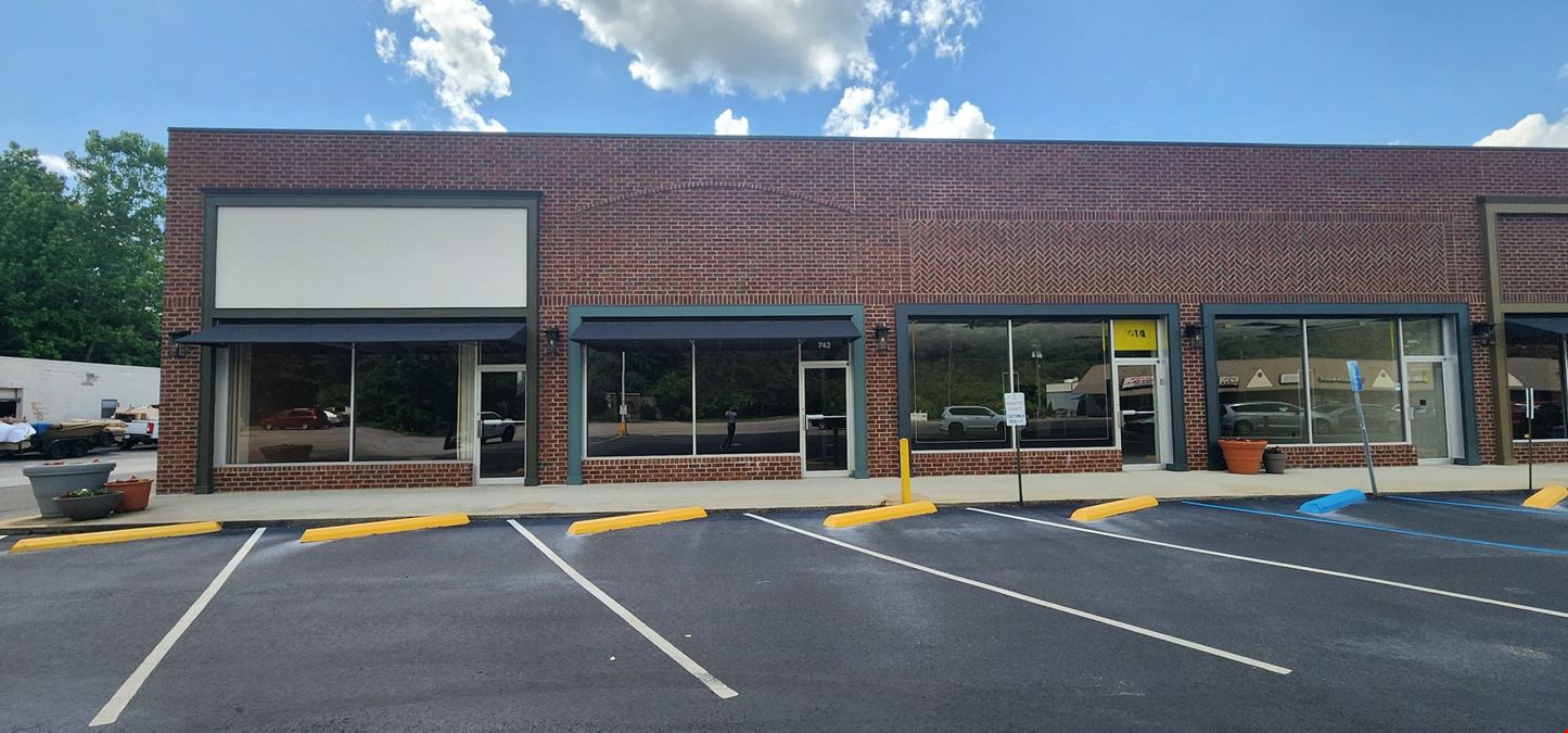 Shades Mountain Plaza