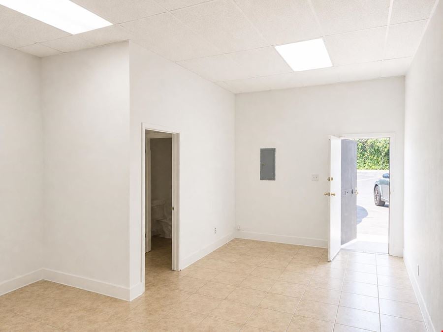 4317 - 4323 Crenshaw Blvd