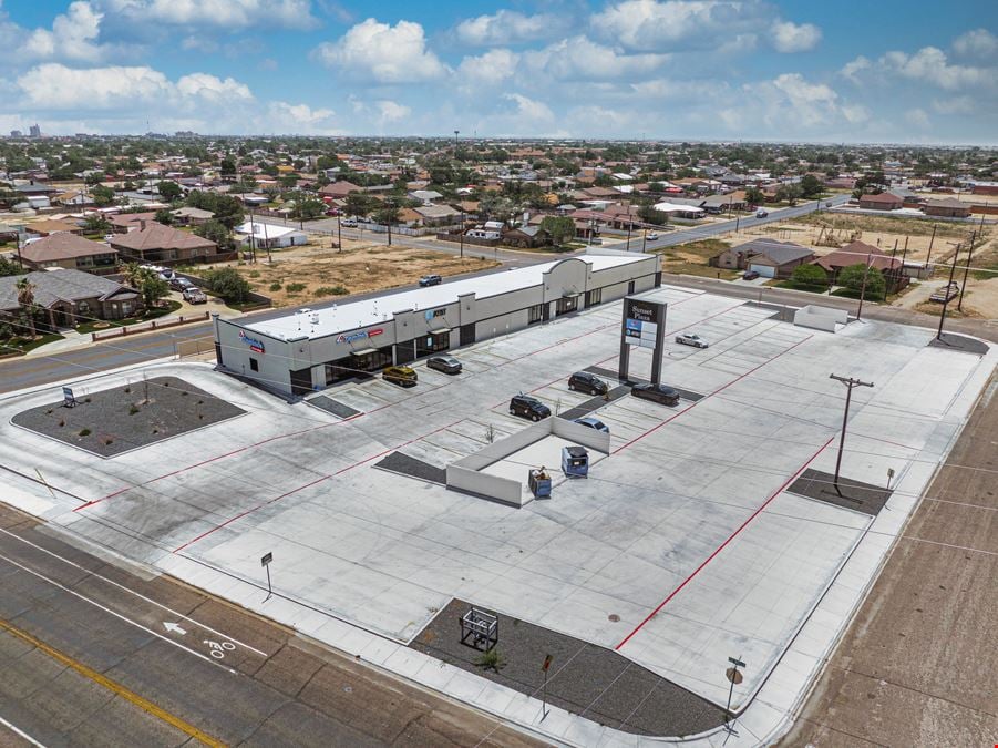 Modern Retail Strip Center in Desirable Location