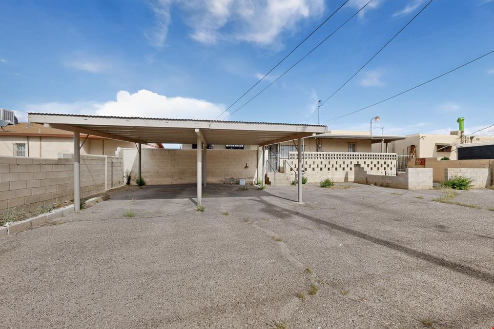 Stand Alone Store-Front on San Mateo