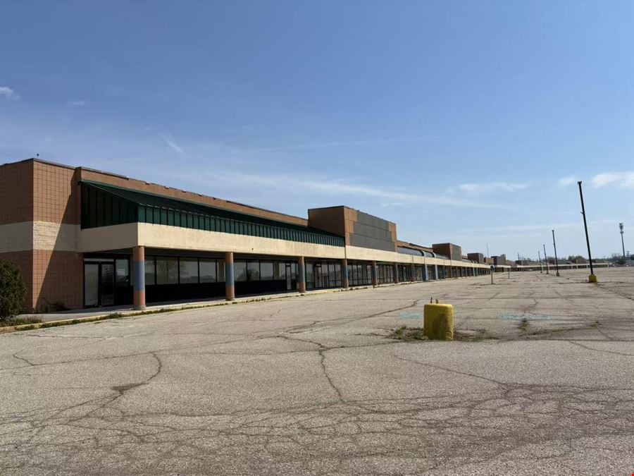 Salem Consumer Square