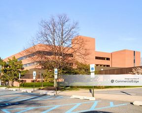Edison Towne Corporate Centre - 2121 State Route 27