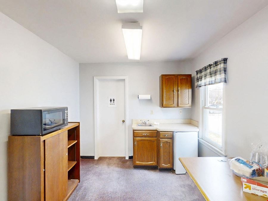 1438 W. 38th Street