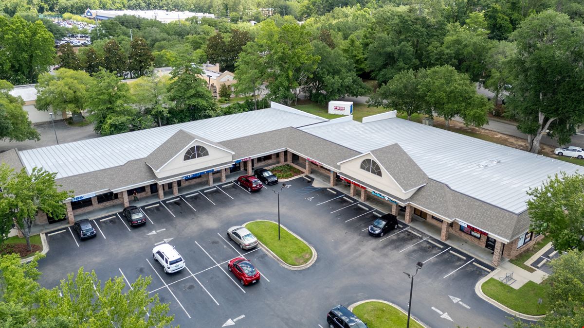 Royal Oak Plaza
