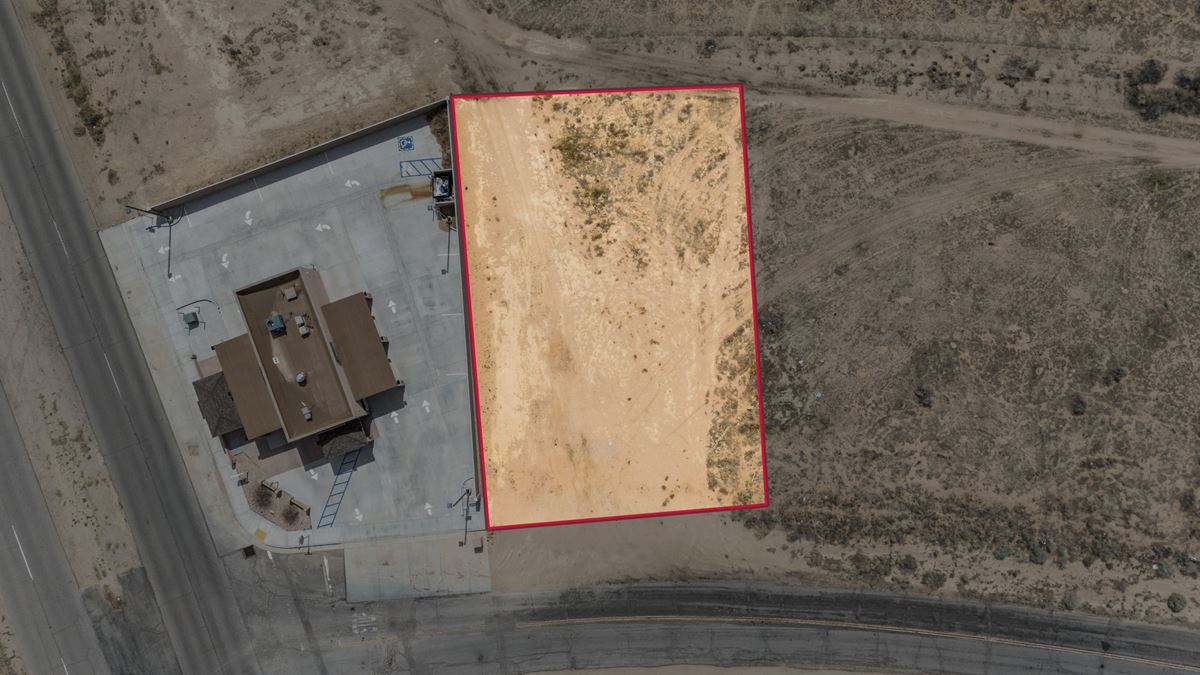 Prime Retail Parcel w/ Utilities off California City Blvd