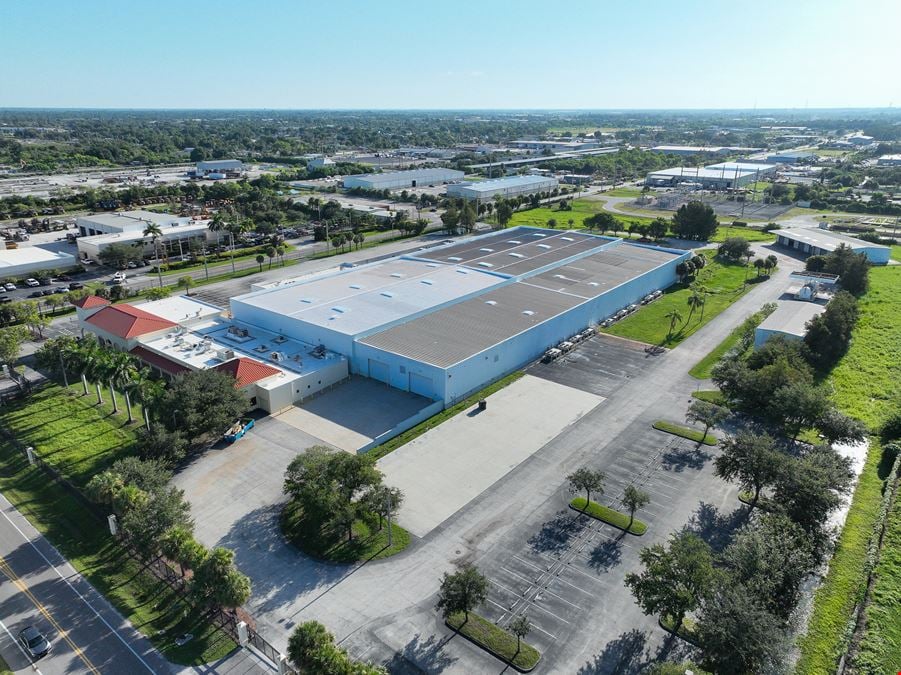Industrial Warehouse Facility For Sale or Lease!