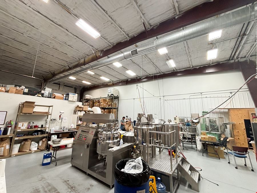 FOR LEASE: Ozark Office/Warehouse Space