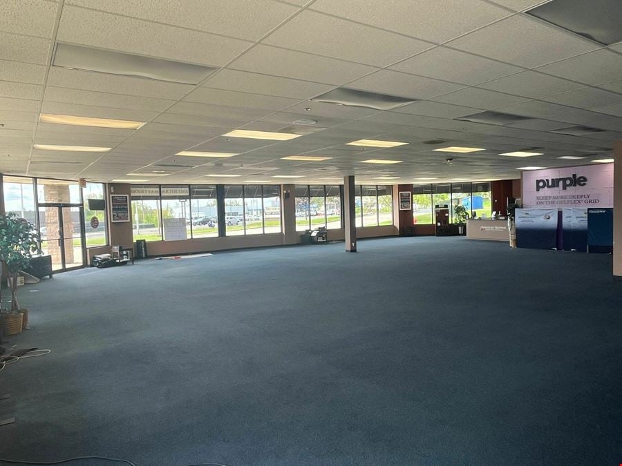 Foxboro Plaza
