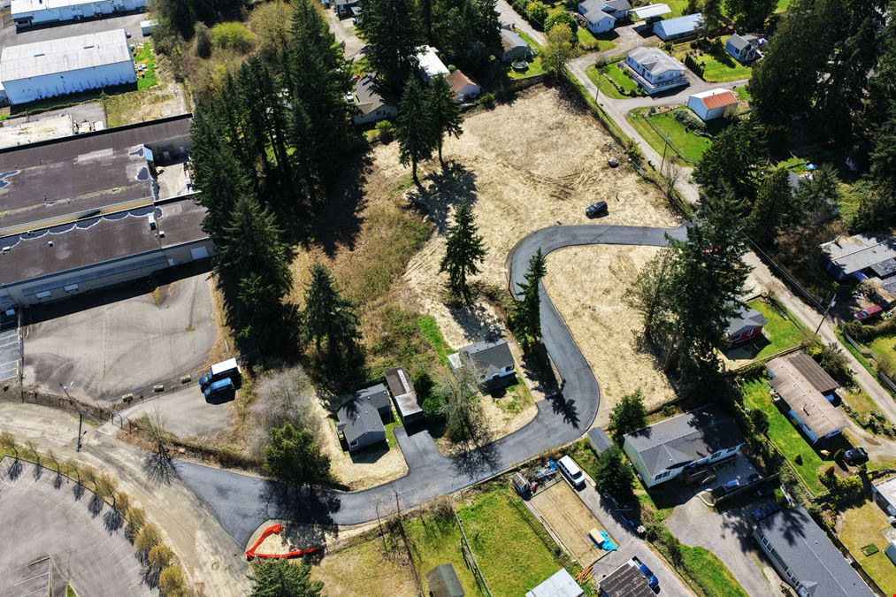 Lilac Ln Income and Development Opportunity