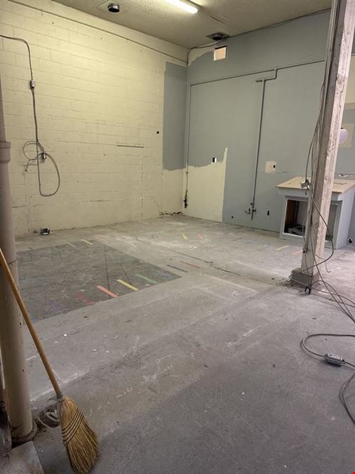 235 & 245 W 7th Avenue