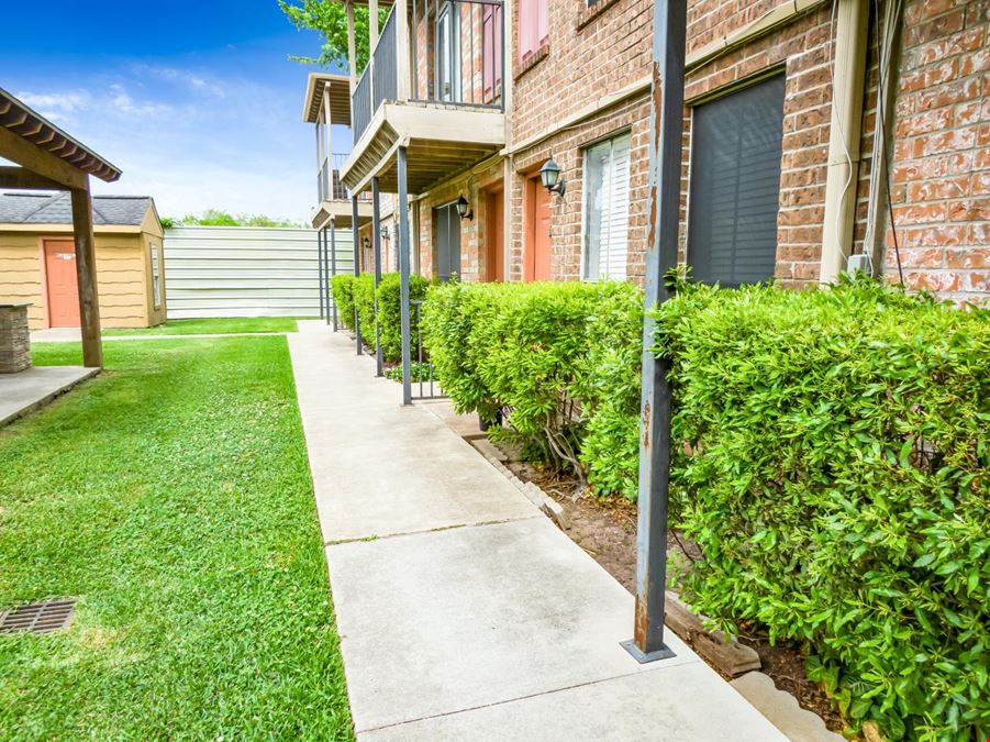 Vista Gardens Apartments