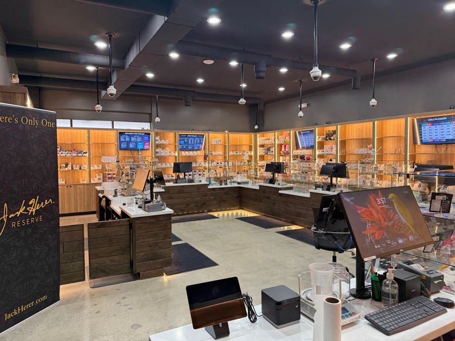 Adrian - Former Operating/Turnkey Retailer Facility