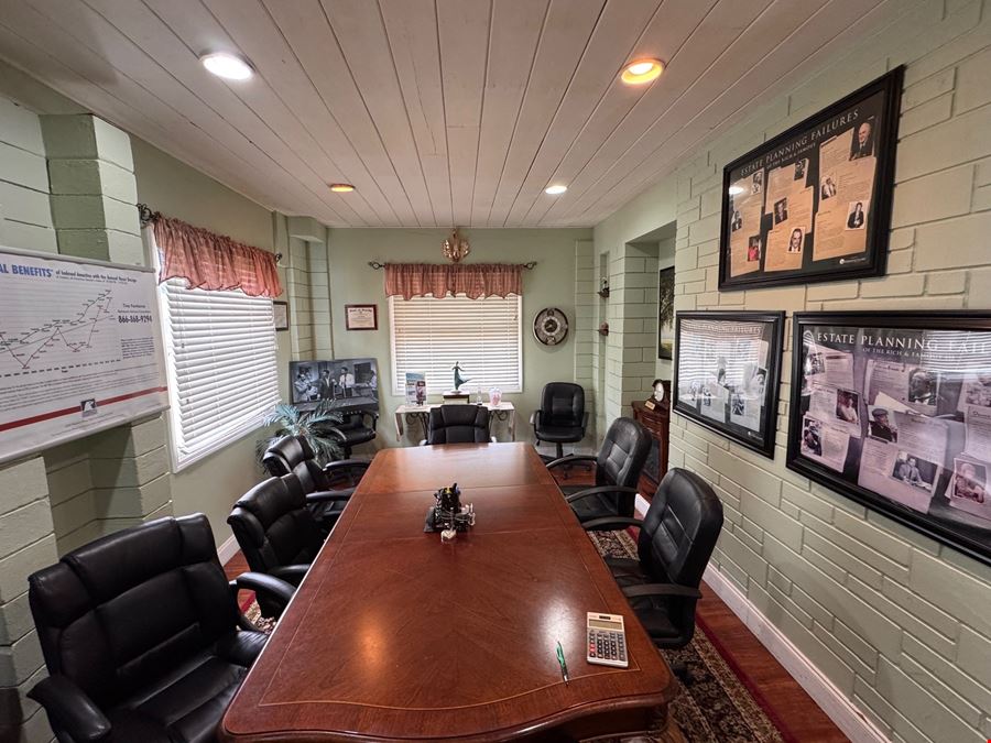 Retail Office Building Near Downtown New Port Richey