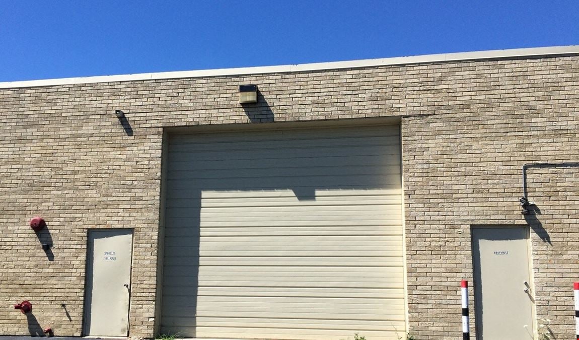 1728-1734 W Algonquin Rd