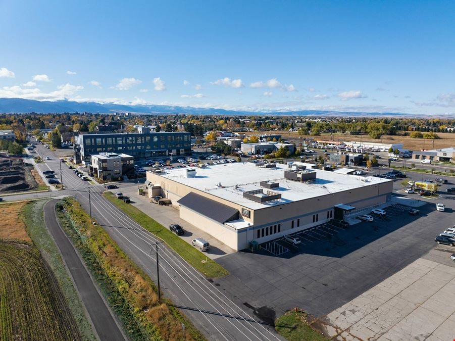 Former Universal Athletic offices and warehouse