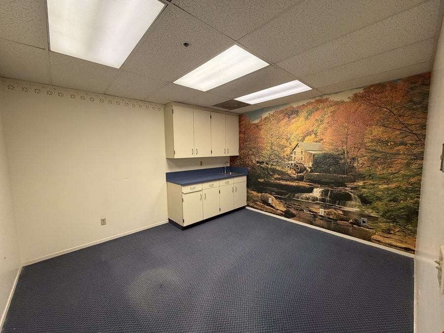 999 S. Fairmont Avenue, Suite 220