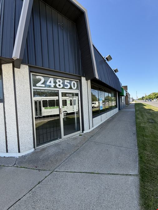Eastpointe - Single-Tenant Retail/Office Building