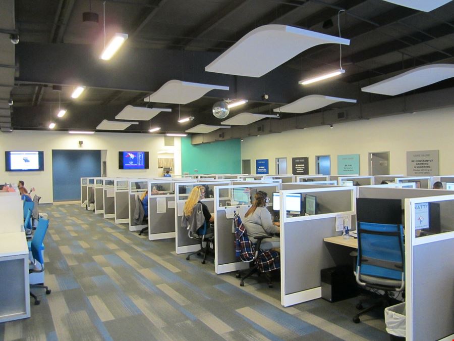 Showroom/Office/Warehouse