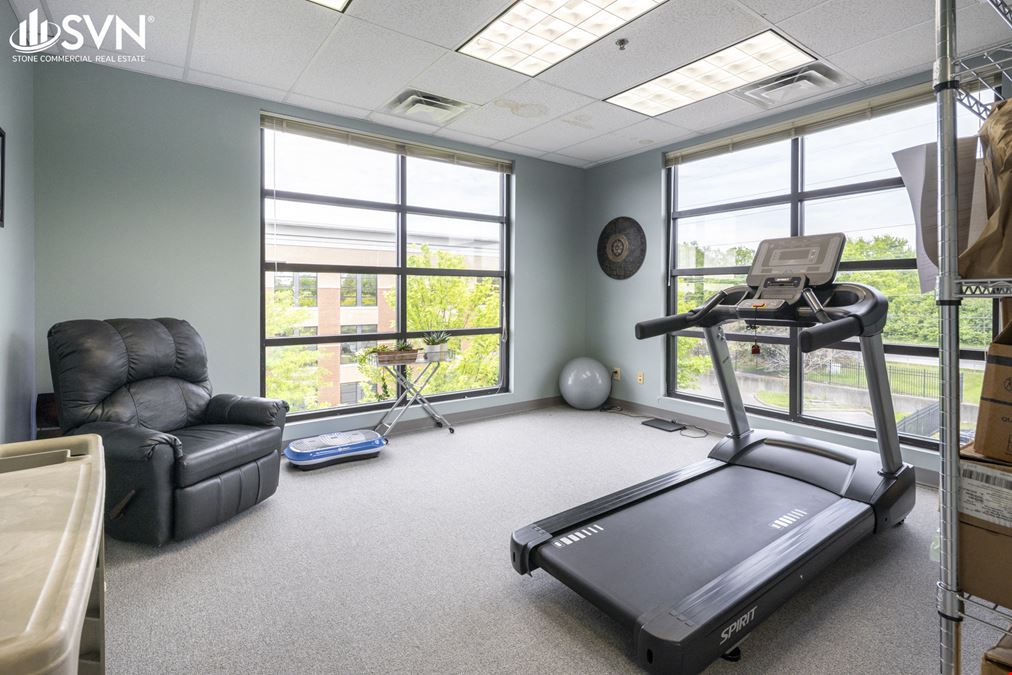 Renovated Beaumont Office For Lease