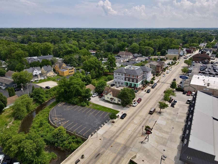 144 N Main St
