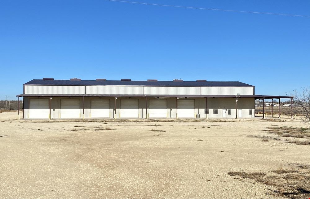 34,800 SF on 60 Acres w/ Crane and Rail Spur