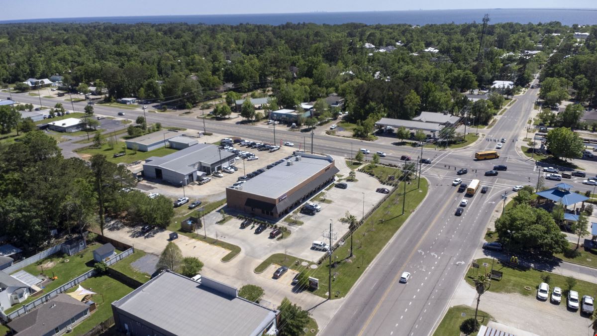 Trail Plaza Shopping Center