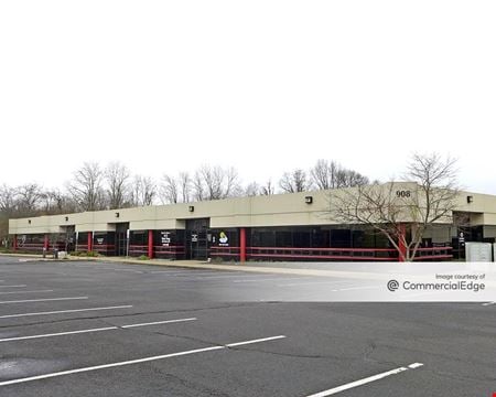 Oak Tree Business Center - South Plainfield