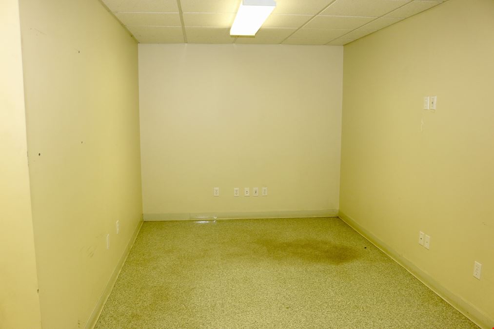 1821 Austin Street Suite O
