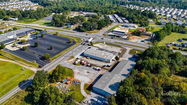 ±15,000-SF Flex Warehouse Space For Lease at Strategic Intersection in Spartanburg