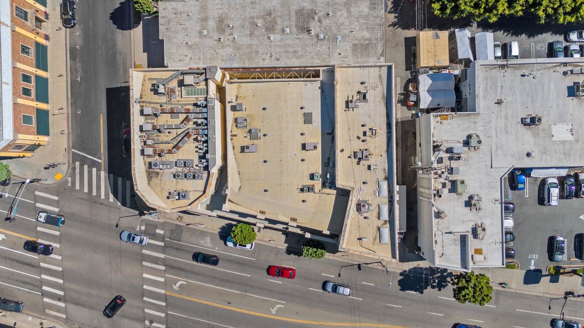 11500 Santa Monica Blvd