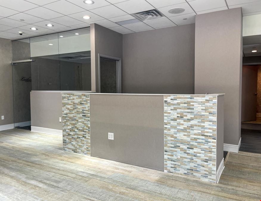 Iconic Retail Space in the Kahler Grand