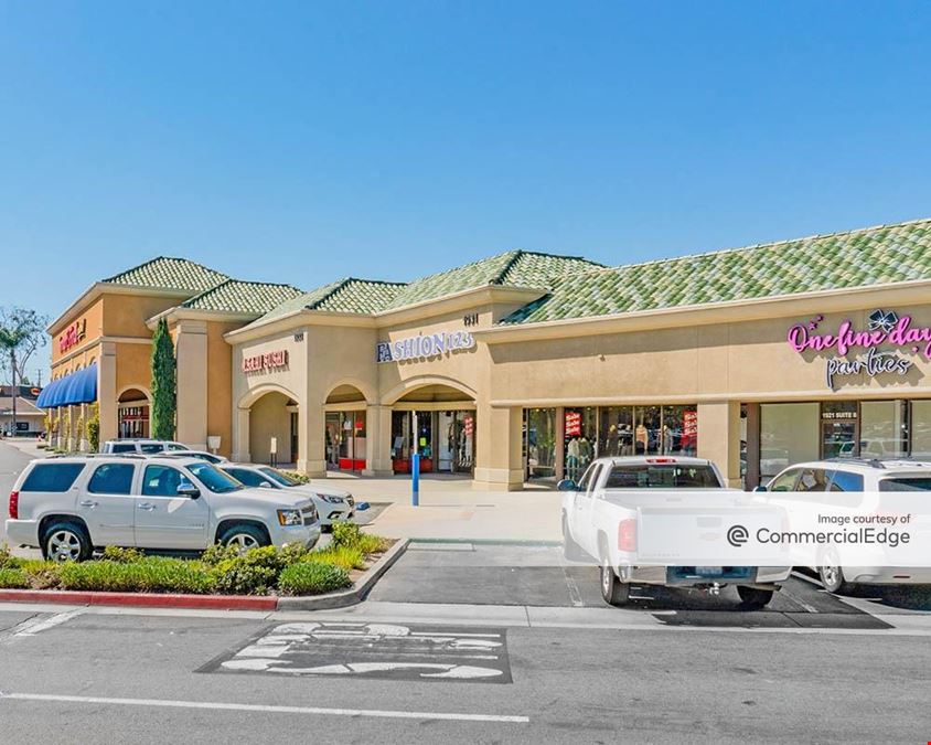 La Habra Marketplace