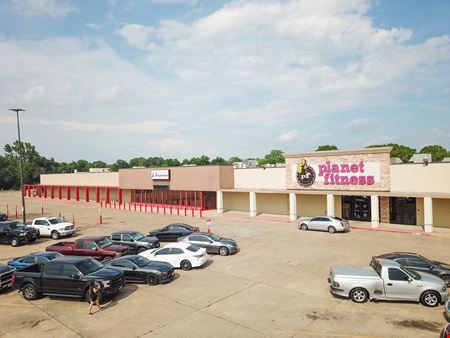 Preview of Retail space for Rent at 1701 Fairway Drive