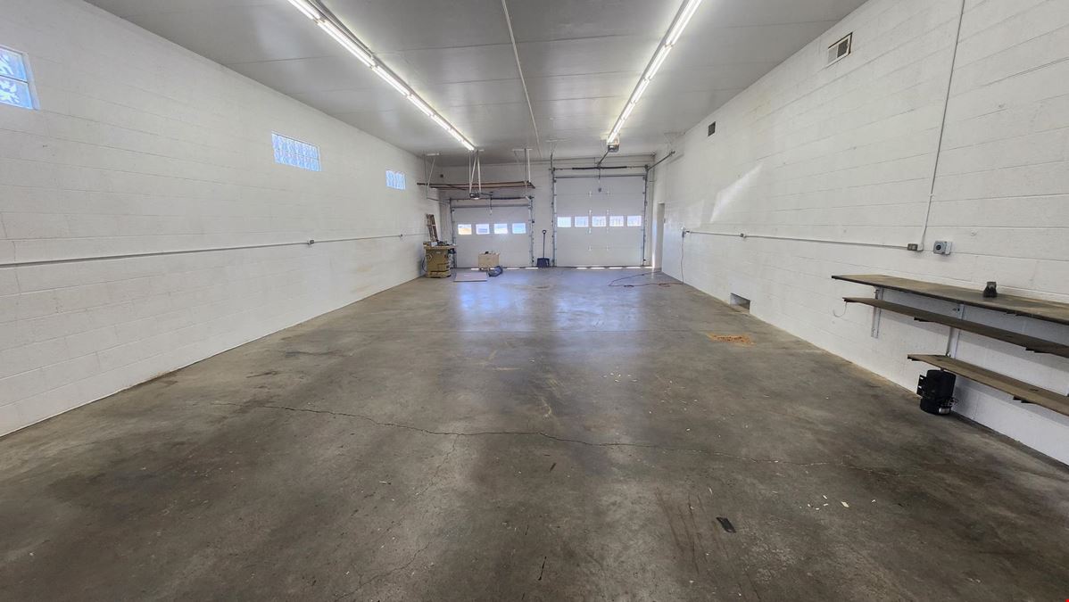 964 E Lincoln Rd