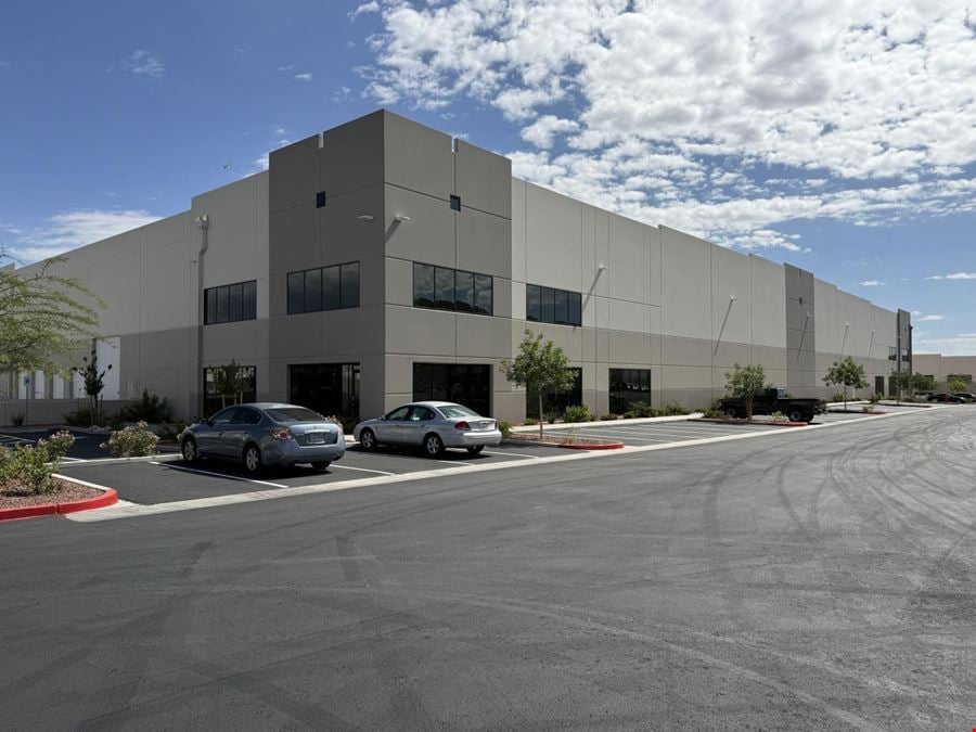 Immediate Opportunity | ±47,592 SF Turnkey Distribution Facility
