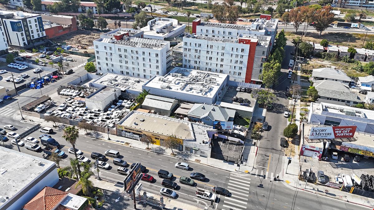 Flex / Office / Industrial Single Tenant Bldg