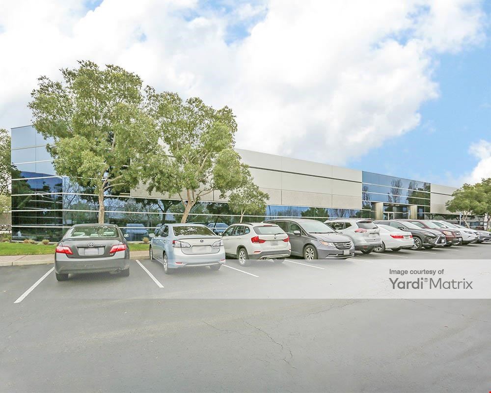 Prologis Park Bayside - 3100-3178 & 3200-3288 Laurelview Court