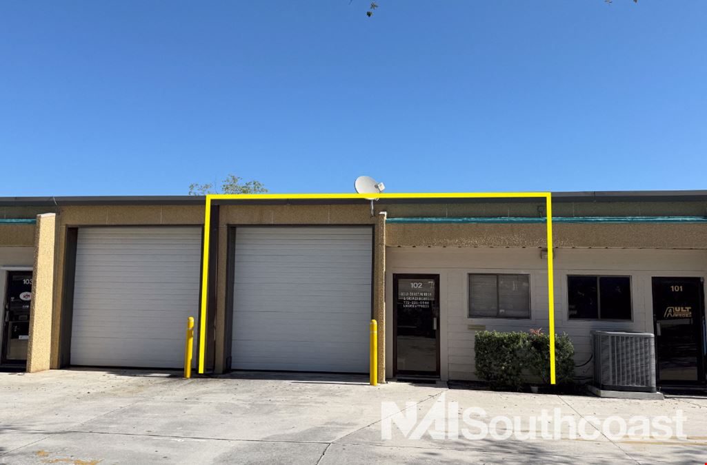 880 SF Office/Warehouse Condo