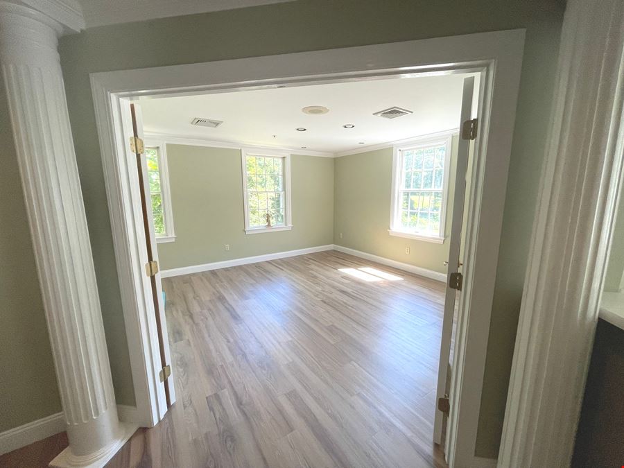 Professional Office Space - Farmington CT - Across from Devonwood Estates!