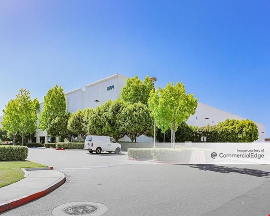 Preview of Industrial space for Rent at 8709 Kerns St.