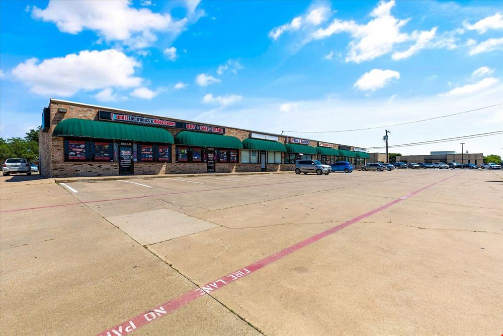 6101 Watauga Square