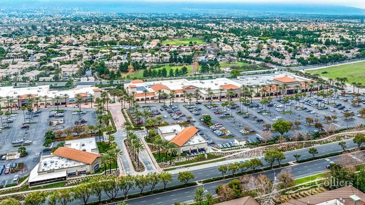New reduced price! |Town Center Square | Exceptional Fully-Leased Retail Opportunity